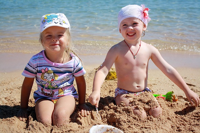 děti v písku